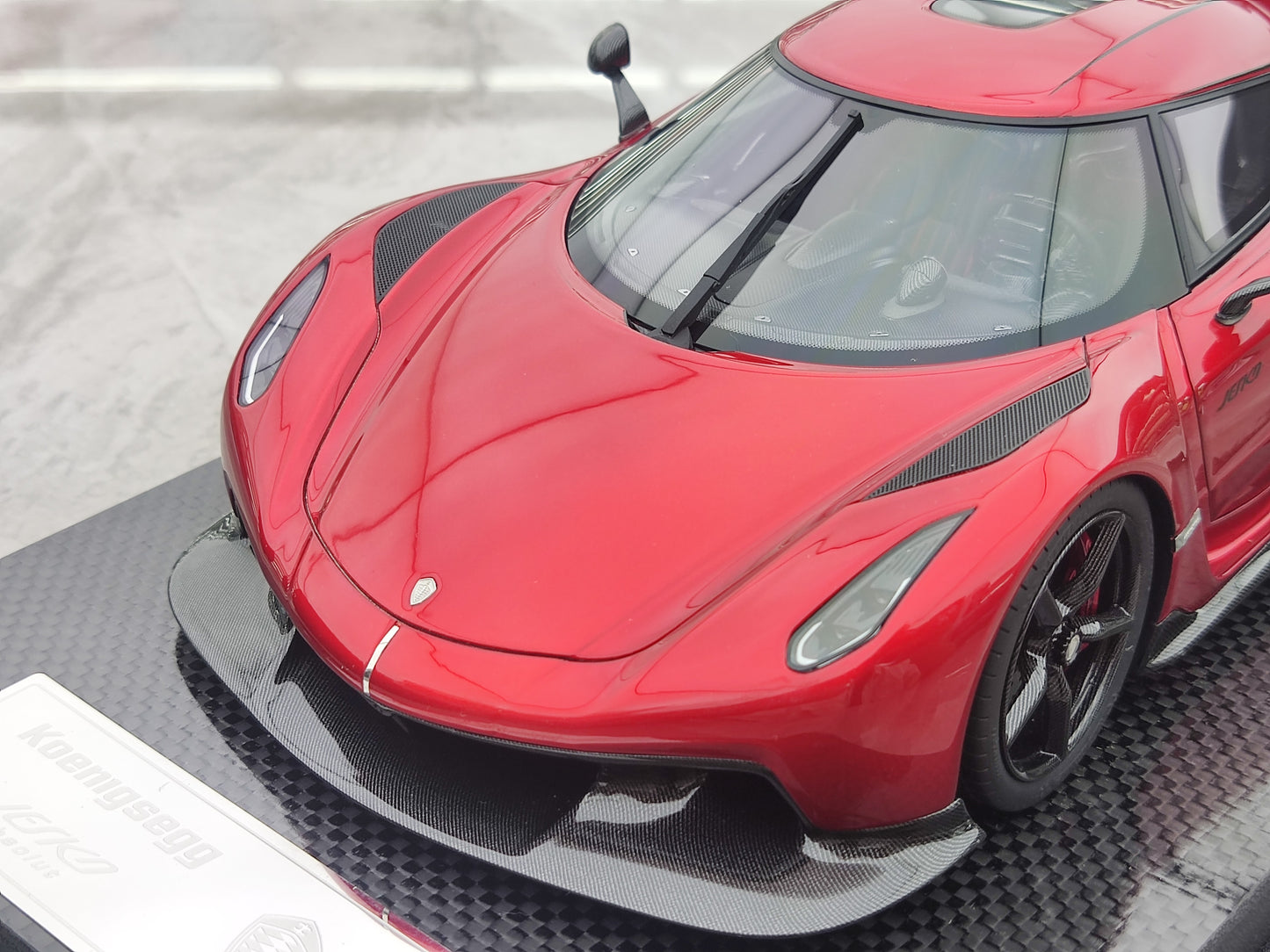 FRONTIART 1/18 Koenigsegg Jesko Absolut Apple Red Limited Edition Collectible Model Car FA160