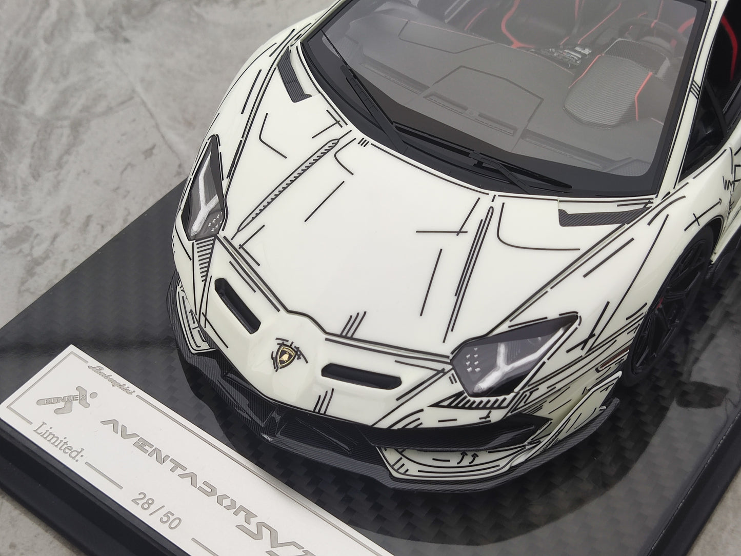 RUNNER 1/18 Lamborghini SVJ Luminous Model Car Collectible JM-RNR039