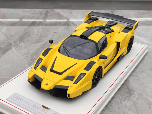 RUNNER 1/18 Ferrari Enzo Yellow Simulation Car Model JN-RNR042