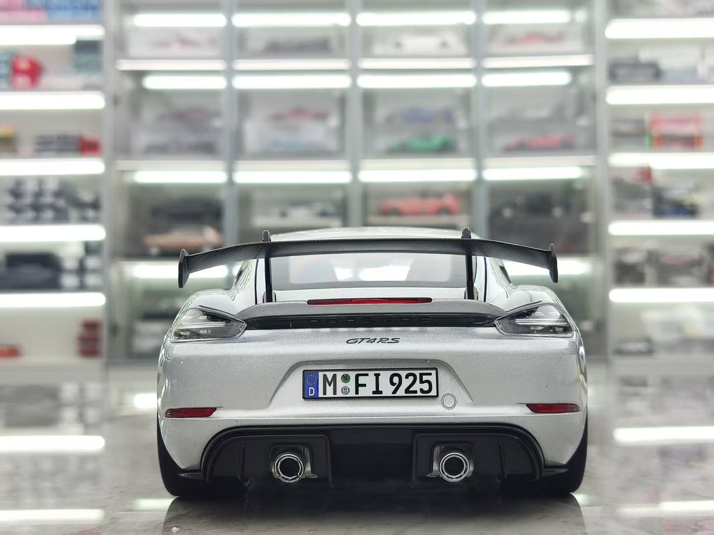 NOREV 1/18 Porsche Cayman GT4 RS Silver Carbon Cover Alloy Car Model 187256