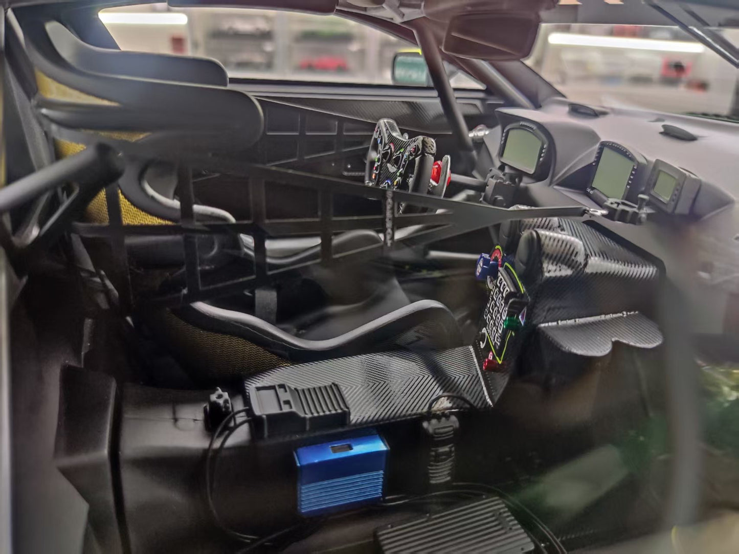 SPARK 1/8 Aston Martin GT3 Winner SPA Green 08SP258