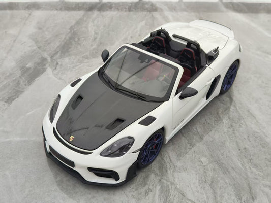 MINICHAMPS 1/18 Porsche 718 Spyder RS White Alloy Car Model 110063131