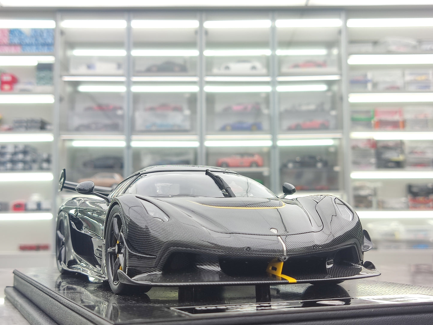 FRONTIART 1/18 Koenigsegg JESKO Bare Carbon FA173