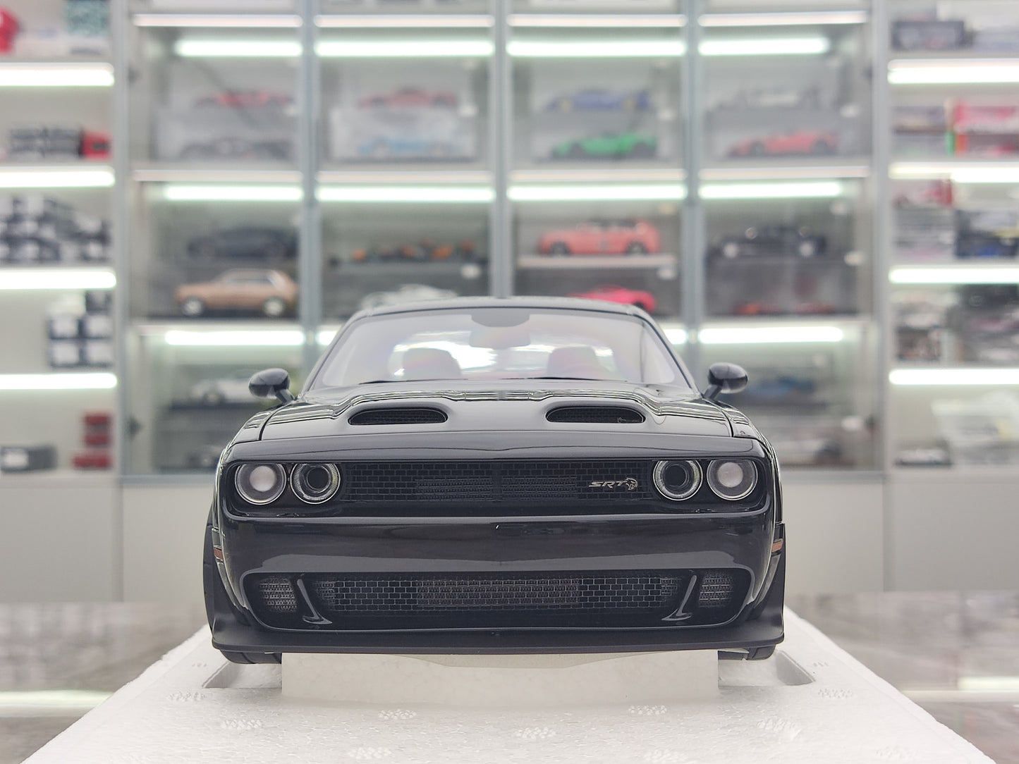 AUTO Art 1/18 Dodge Challenger SRT Super Stock 2023 Black 71765