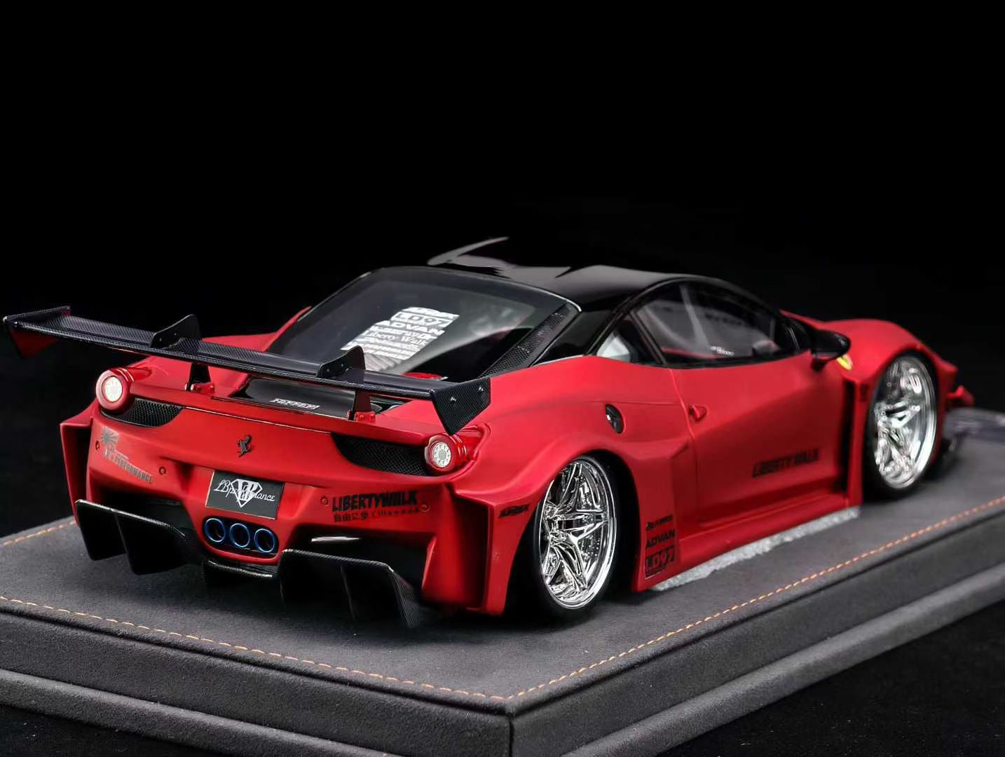 ARES Model 1/18 Ferrari LB 458 GT