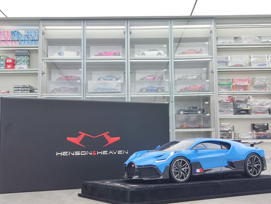 HH Model 1/18 Bugatti Divo Ocean Blue HH507