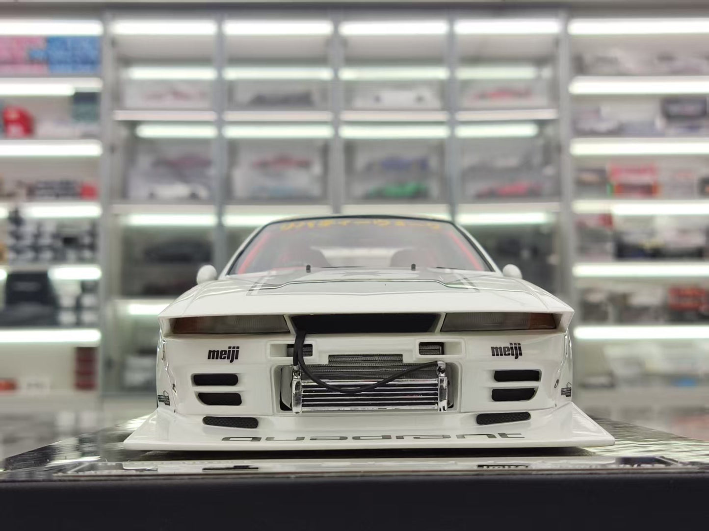 VIP 1/18 Nissan LB-R32 SKYLINE White Paint Resin Car Model VIP174