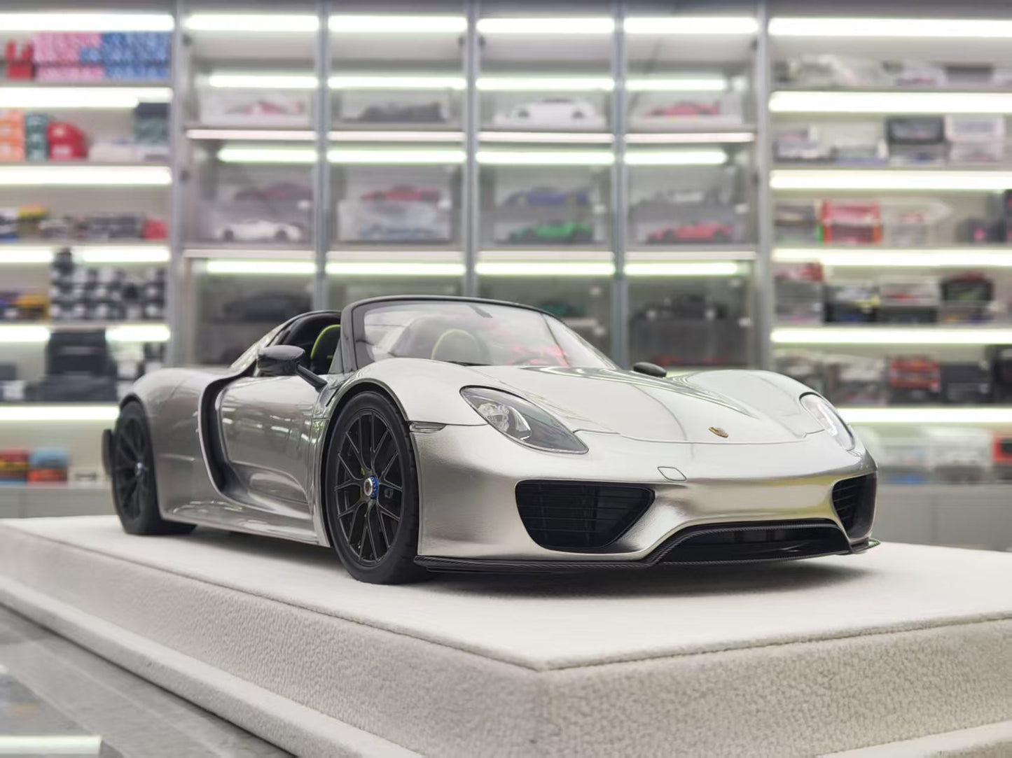 MAKEUP 1/18 Porsche 918 Spyder Silver Resin Model EML089B