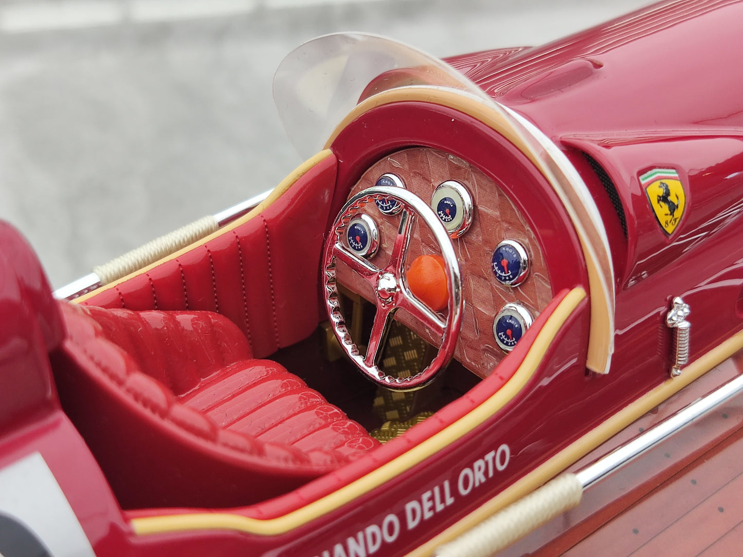 VMB 1/18 Ferrari Speedboat Red Model Decoration JS-VMB006