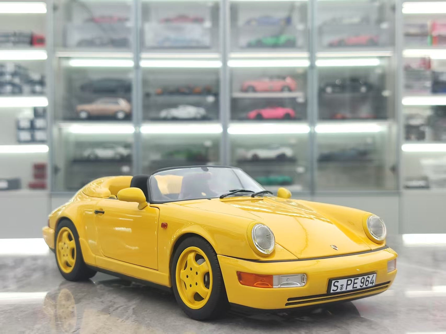NOREV 1/18 Porsche 911 Speedster Yellow Alloy Model 187130