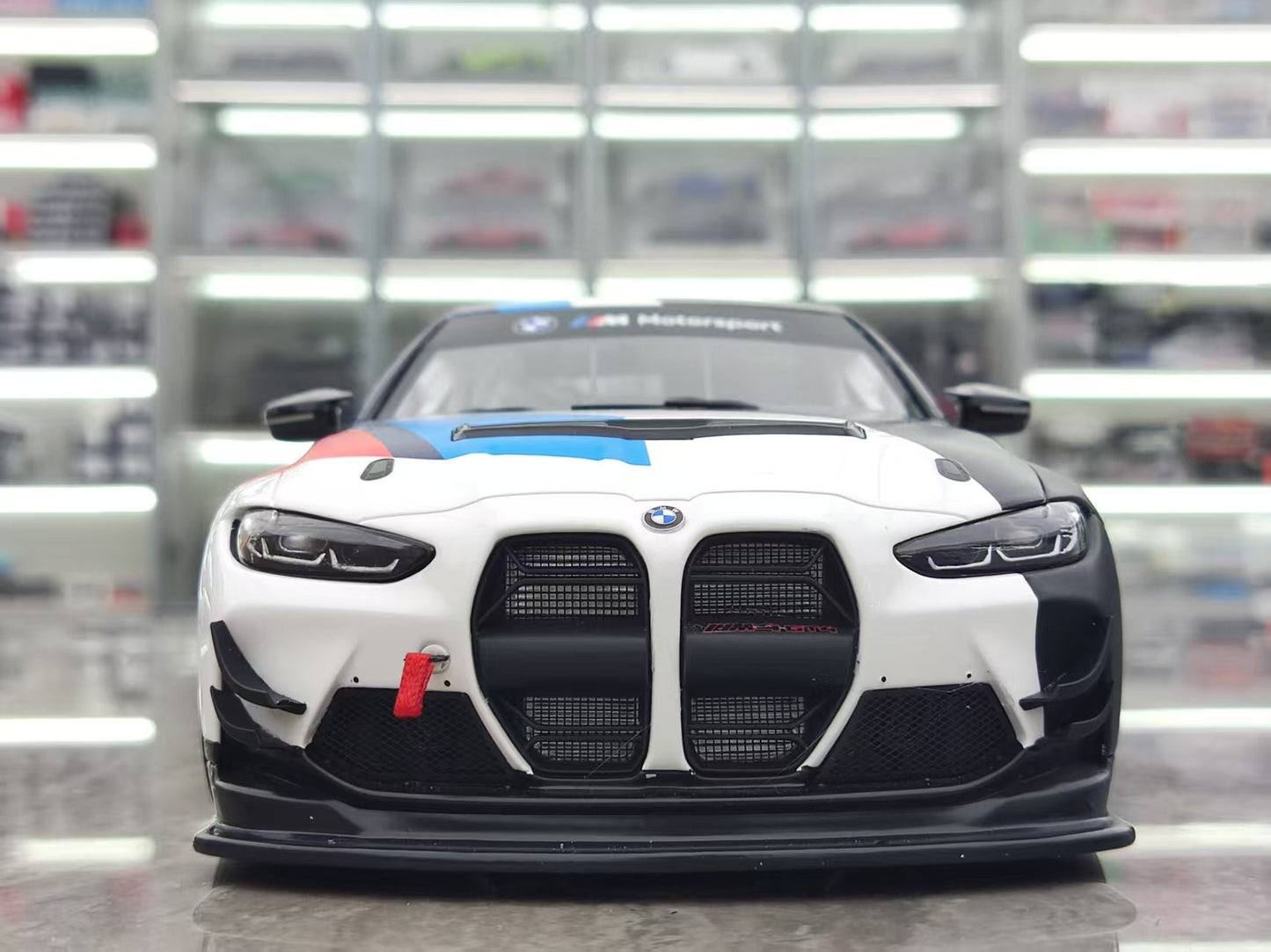 OTTO 1/18 BMW M4 GT4 PRESENTATION Resin Car Model OT1228
