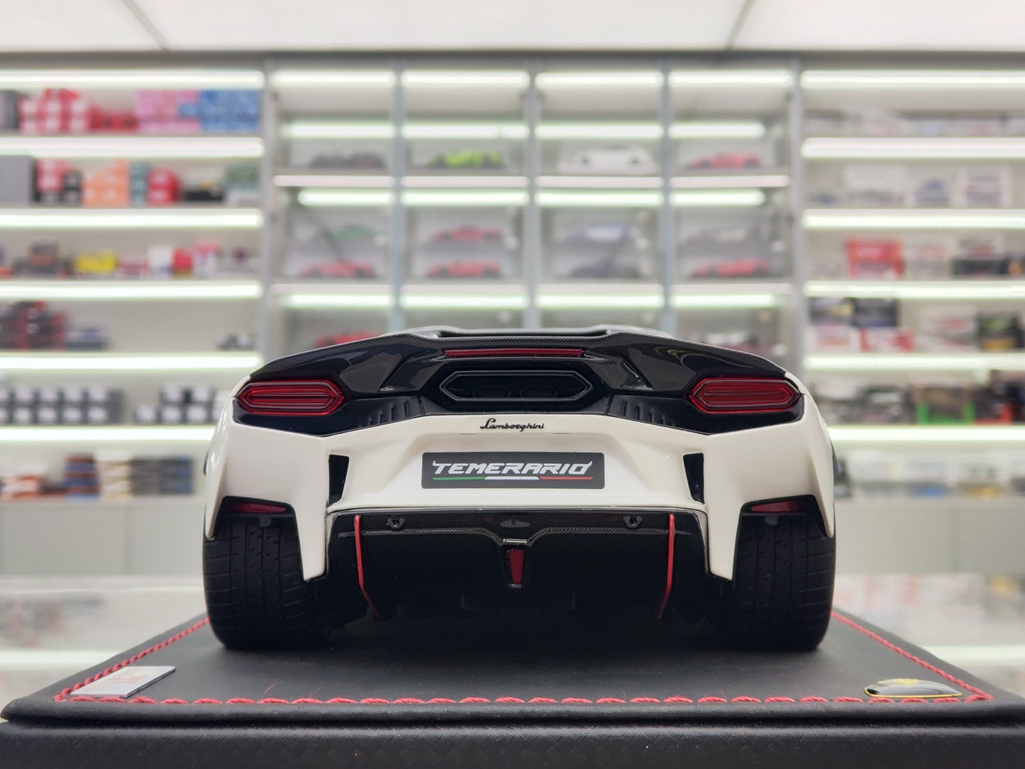 MR 1/18 Lamborghini new generation Temerario simulation car model