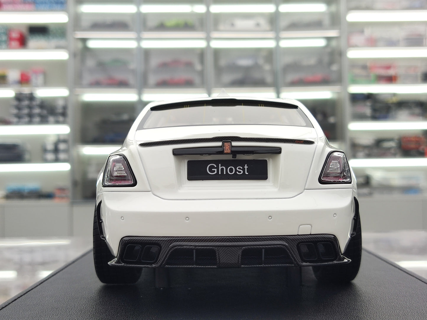 VMB 1/18 Rolls-Royce Ghost White Carbon Hood Simulated Car Model JS-VMB002