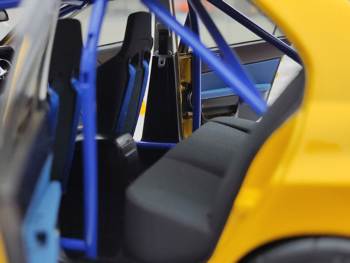 SUPER A 1/18 Mitsubishi veo 9th generation MR FQ-360 yellow SUP017