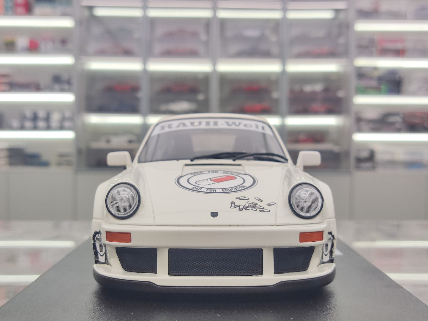 GT Spirit 1/18 Porsche AKIRA GLACIERWHITE 2024 Blanka Simulada Modelaŭto GT508