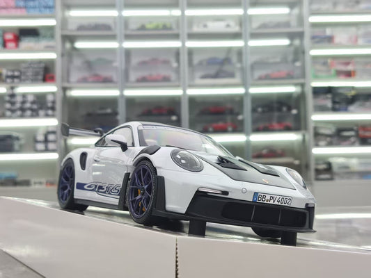 MINICHAMPS 1/18 Porsche 911 GT3 RS Alloy Car Model 113062035