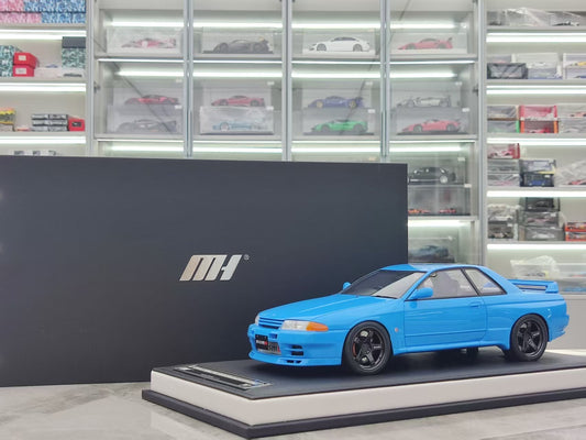 MOTORHELIX 1/18 Nissan Kyline GT-R (R32) Customized Version Cyan Blue Resin Model MH317