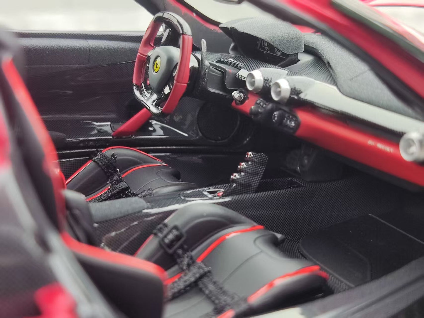 BBR 1/18 Ferrari LaFerrari Diecast Model, Fully Opening, Metallic Red (BBR182240)