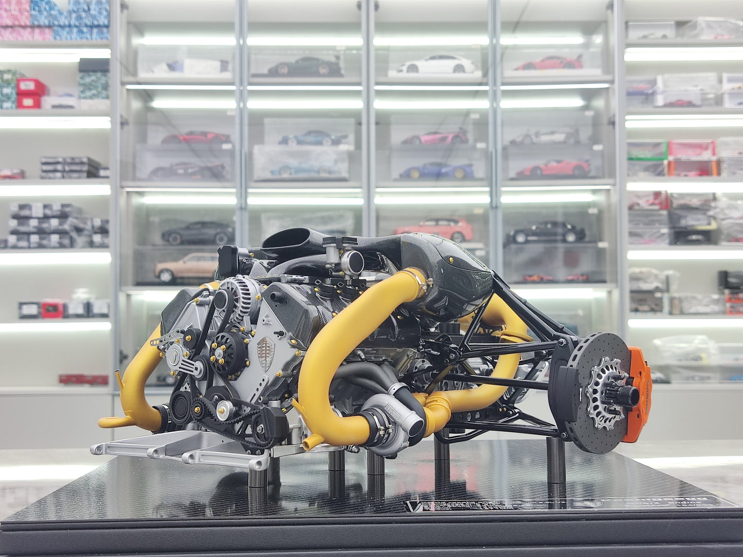 FRONTIART 1/6 Koenigsegg ONE:1 Engine Gold FA20221123-1