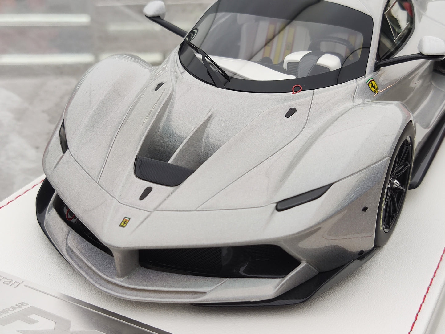 CE 1/18 Ferrari FXXK Iridescent Silver Model Car JS-CE010