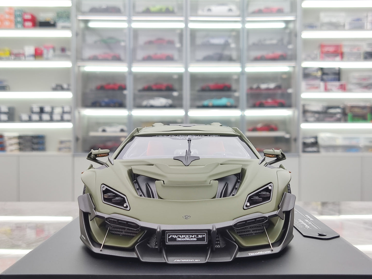 Dreamwalkers 1/18 Lamborghini Awakenup-P61 Batalgriza Limigita Eldono Simulada Modelaŭto A-D61-MG02