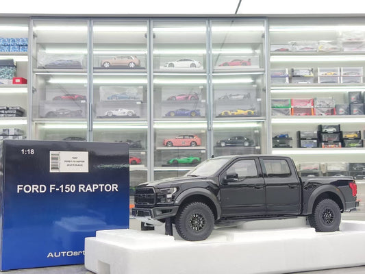 AUTO Art 1/18 Ford F-150 RAPTOR SUPERCREW 2019 Black 72947