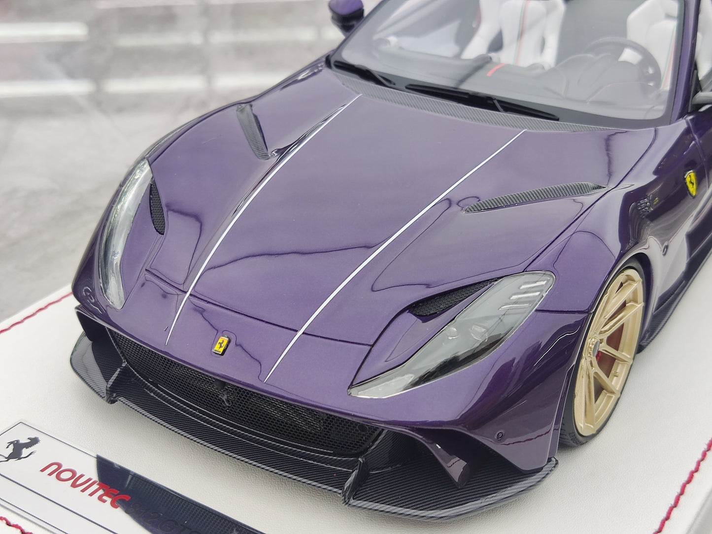 RUNNER 1/18 Ferrari 812GTS Purple Simulation Car Model JN-RNR041