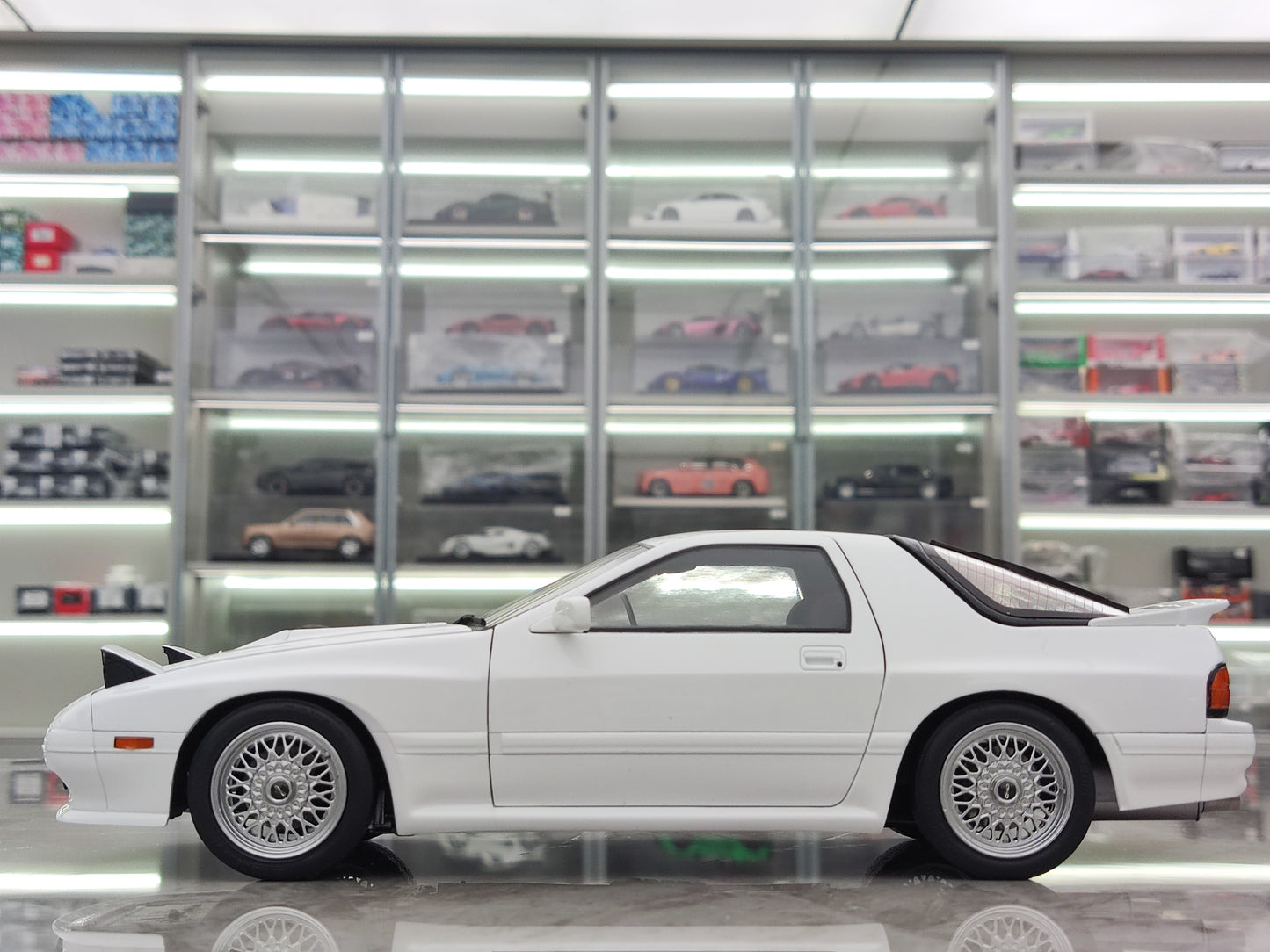 TopArt Collection 1/18 Mazda RX7 FC3S 1989 White Silver Wheels TA007