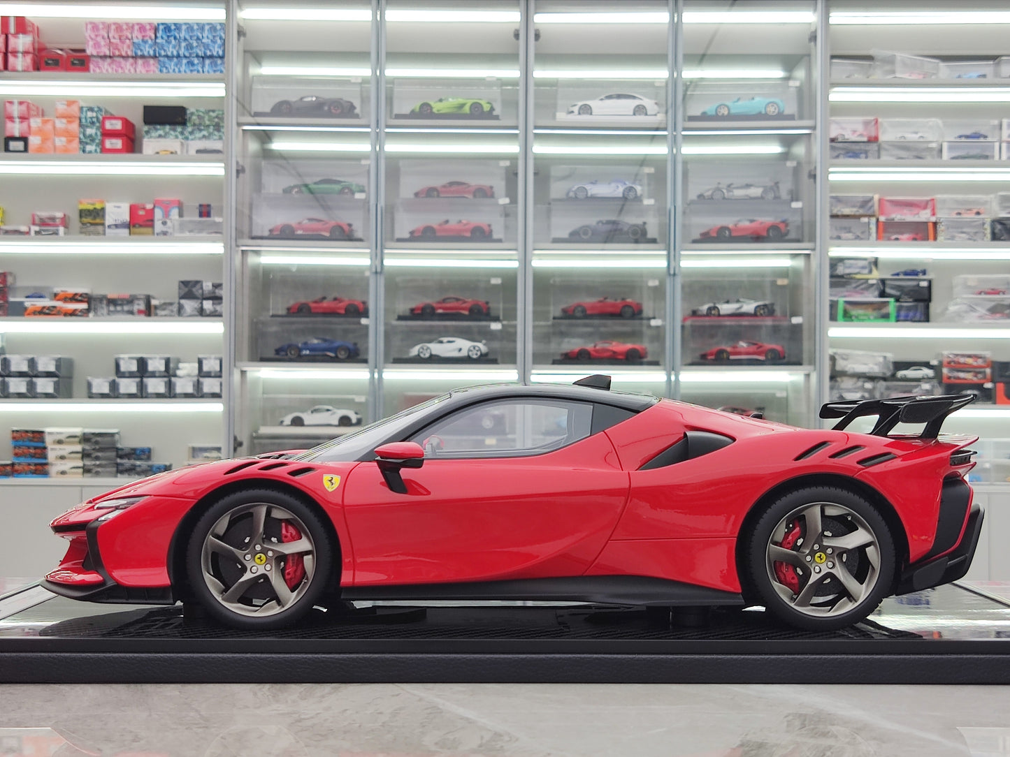 BBR 1/12 Ferrari SF90 XX Stradale Red Limited Edition Simulation Model Car BBR1220C