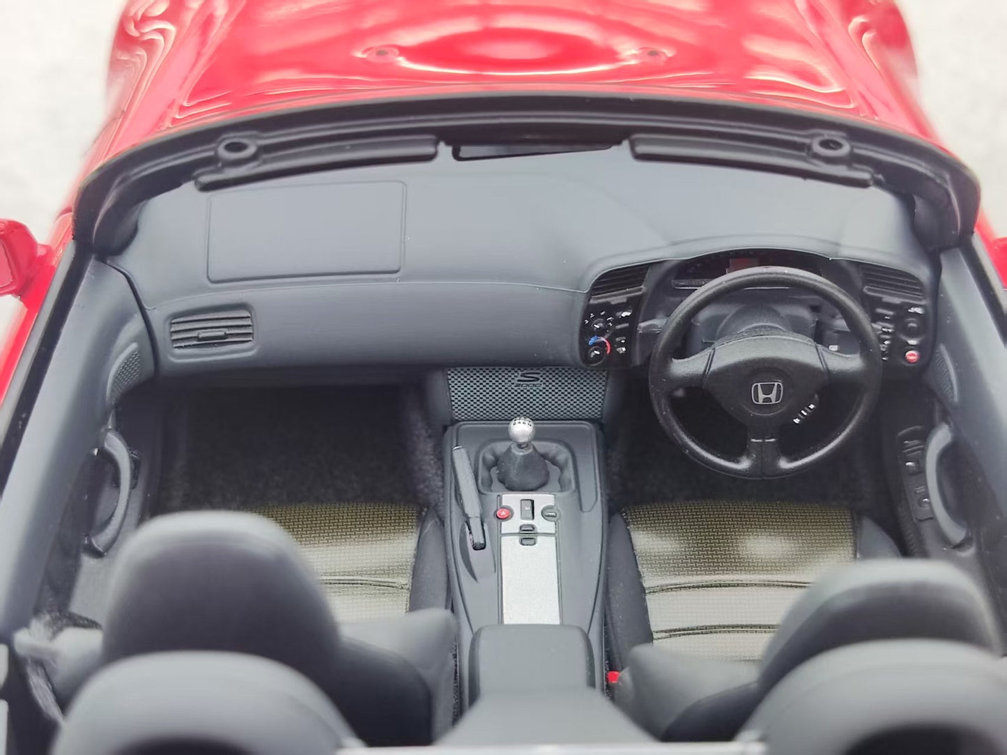 MOTORHELIX 1/18 Honda S2000 TYPE S 2007 New Formula Red MH322