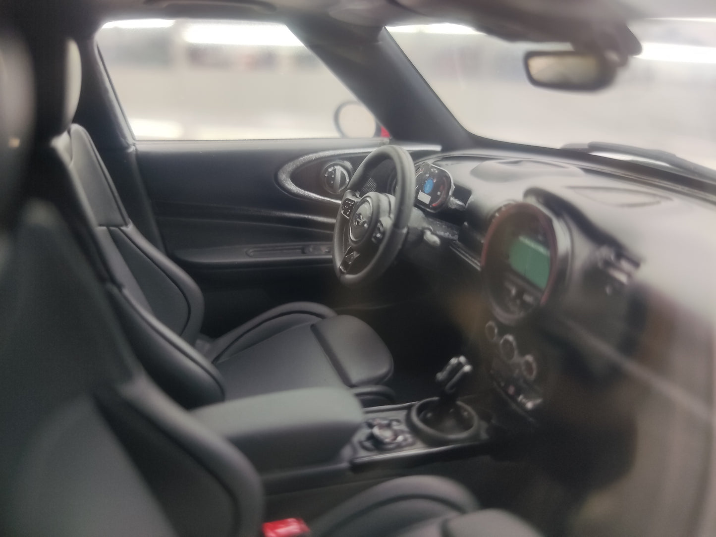 OTTO 1/18 MINI CLUBMAN (F54) JCW Brita Verda Rezina Modelaŭto OT1168