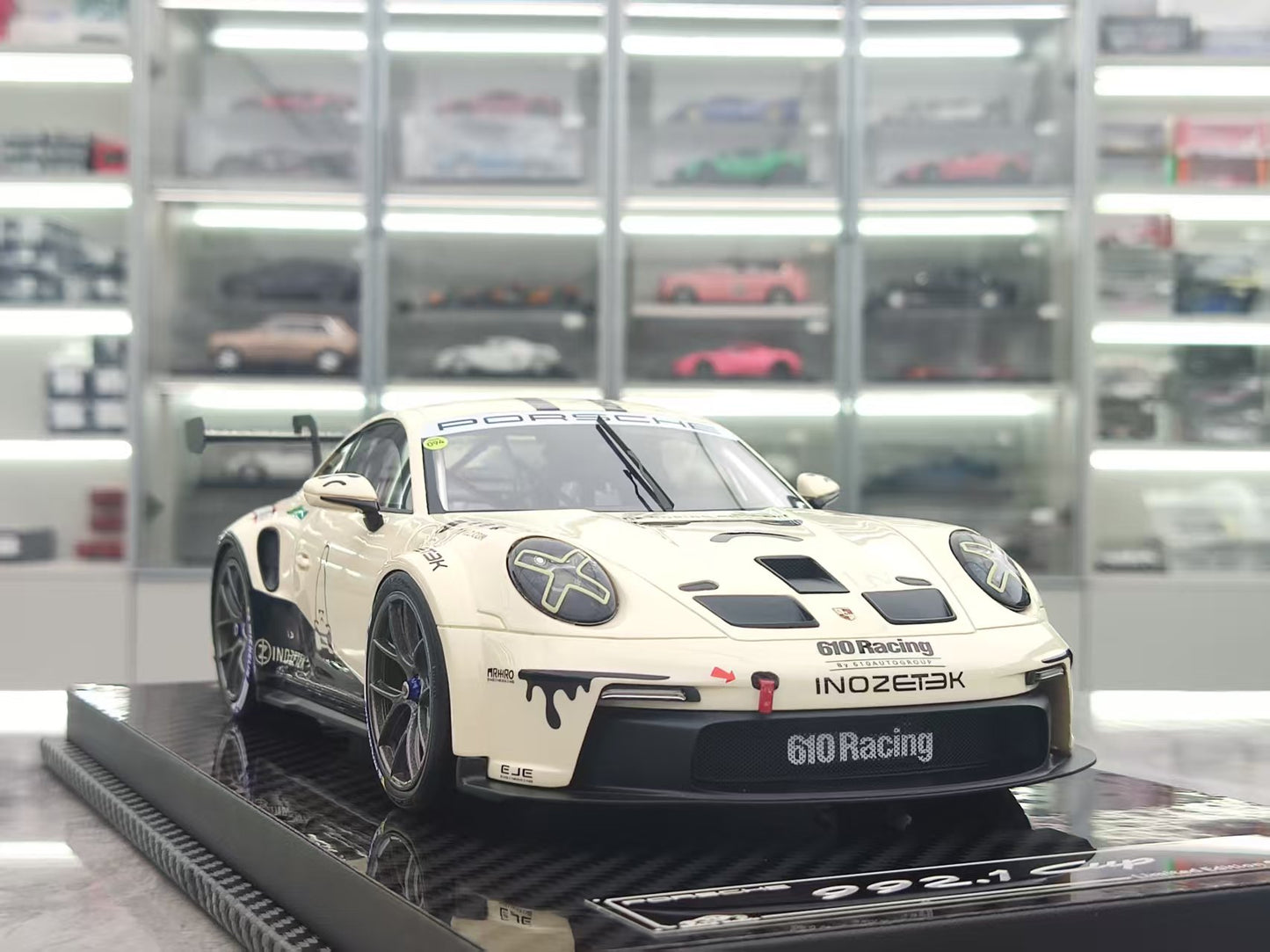 VIP 1/18 Porsche 911 GT3 CUP TBC boring white paint VIP179