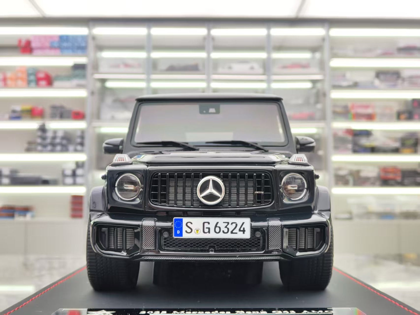BBA MODEL 1/18 Mercedes-Benz G63 AMG Black Resin Model BBA019