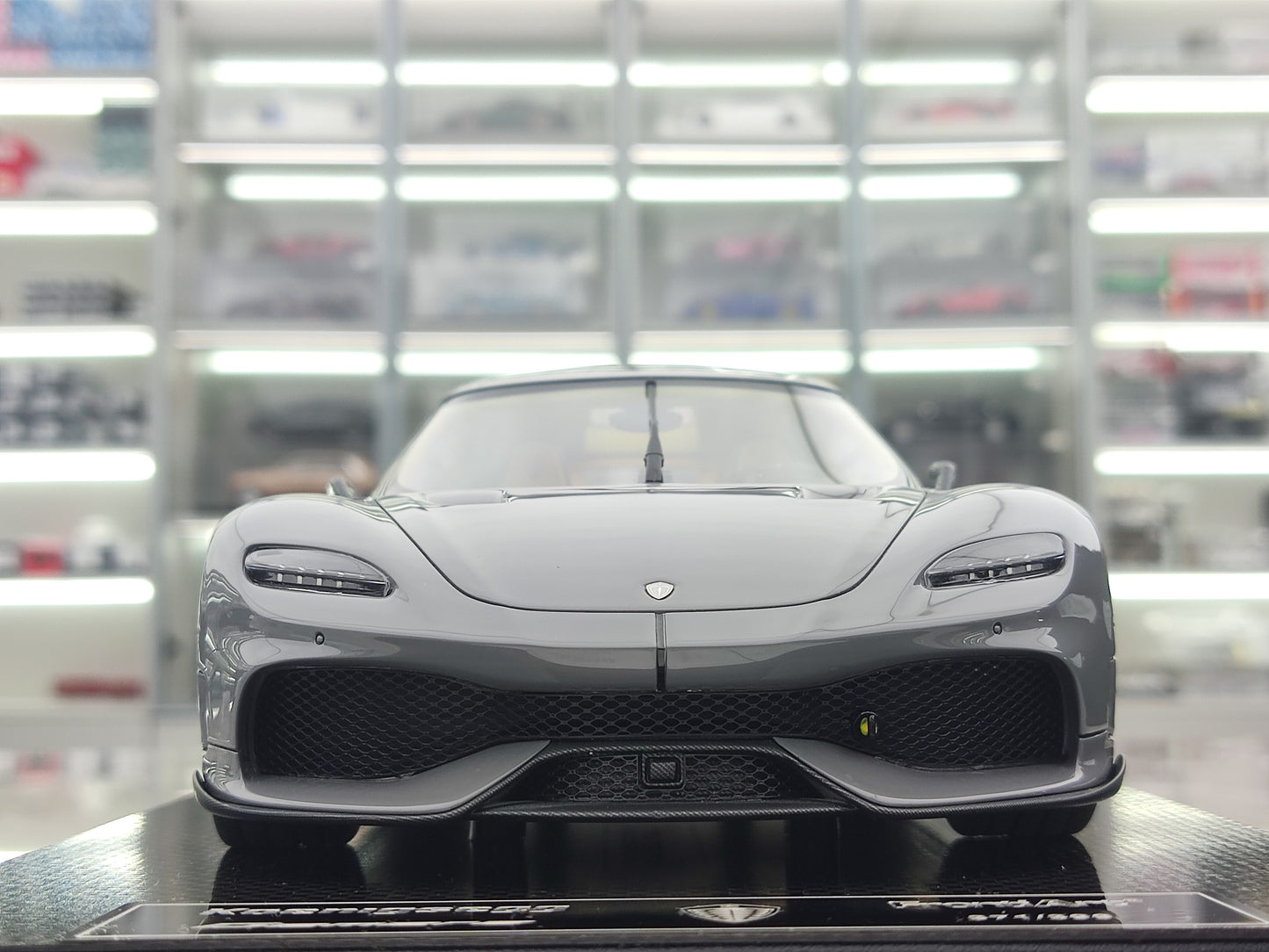 FRONTIART 1/18 Koenigsegg Gemera Grey FA027