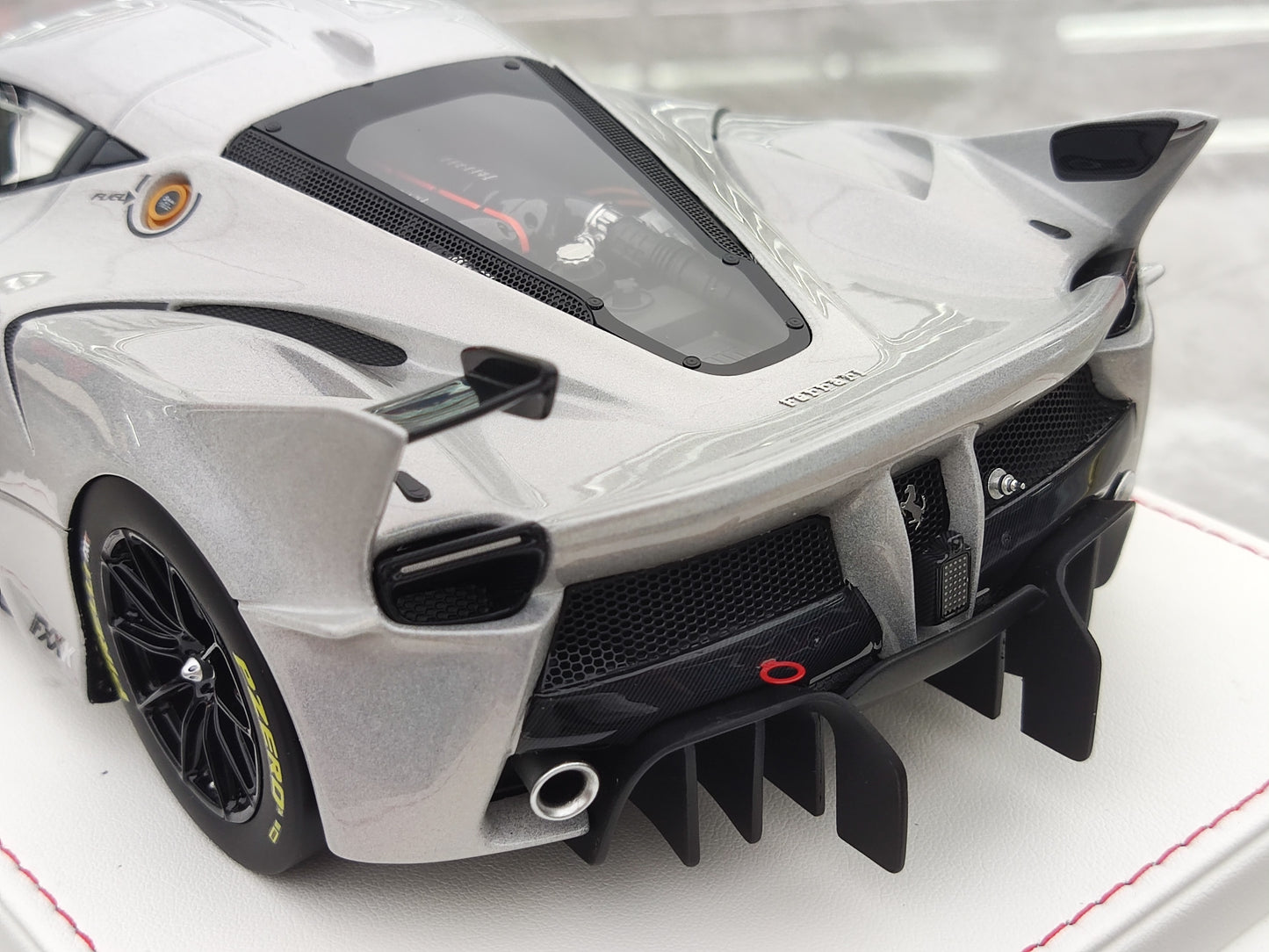 CE 1/18 Ferrari FXXK Iridescent Silver Model Car JS-CE010