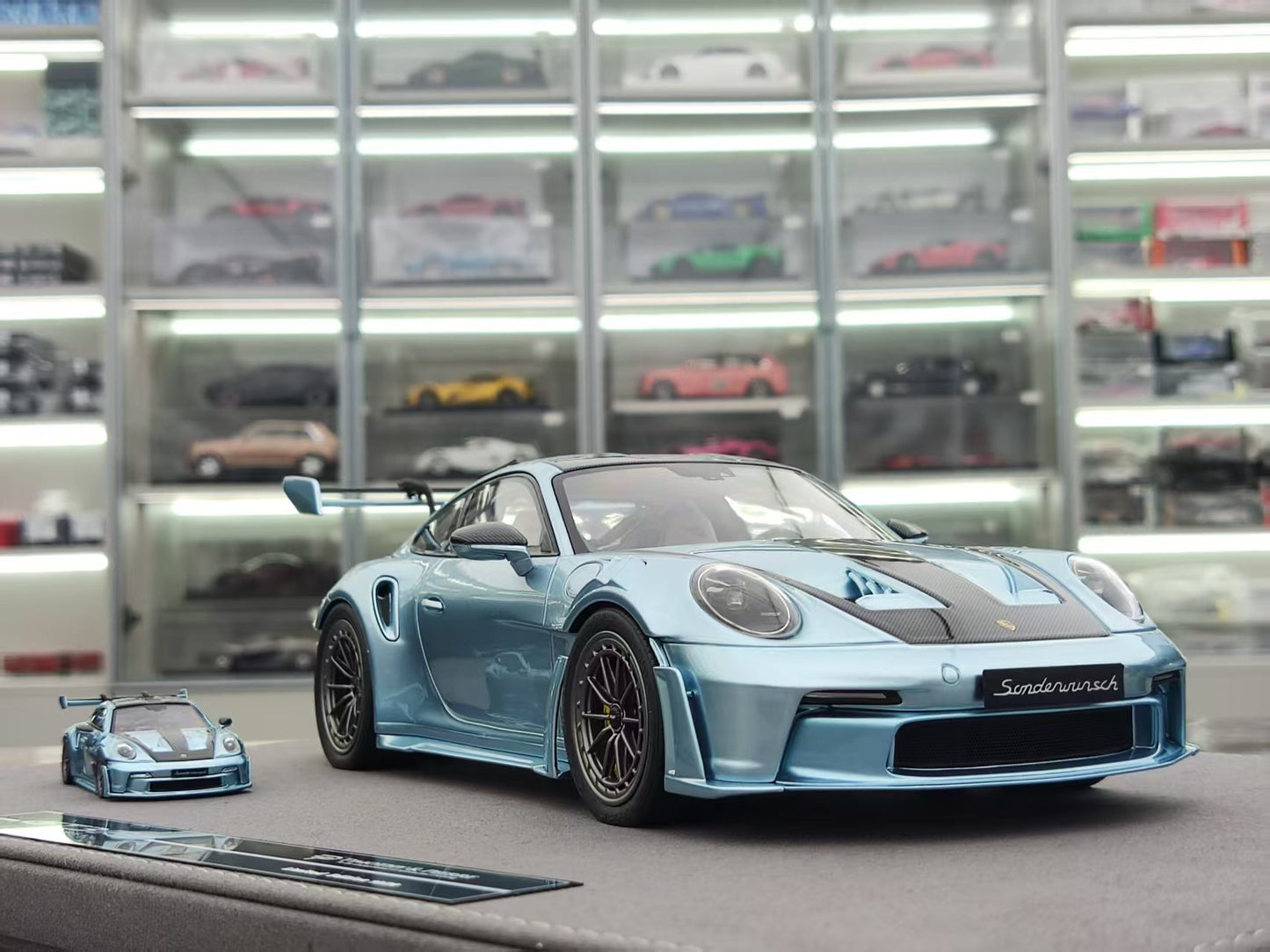 TIMOTHY&PIERRE 1/18 Porsche 911 GT3 RS Sonderwunsch Ice Blue TP185