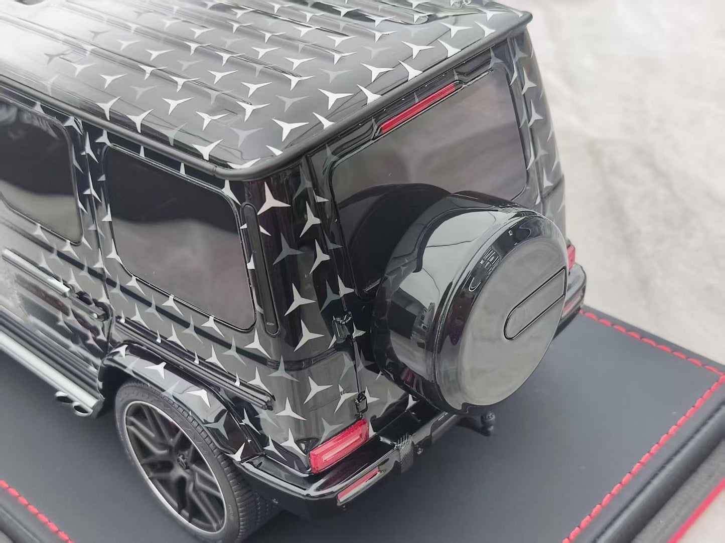 BBA MODEL 1/18 Mercedes-Benz G63 AMG Starlight Painted Model Car BBA028