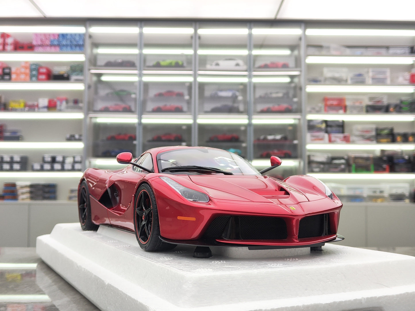 BBR 1/18 Ferrari LaFerrari Hamilton Foam Edition Alloy Car Model BBR1822H8