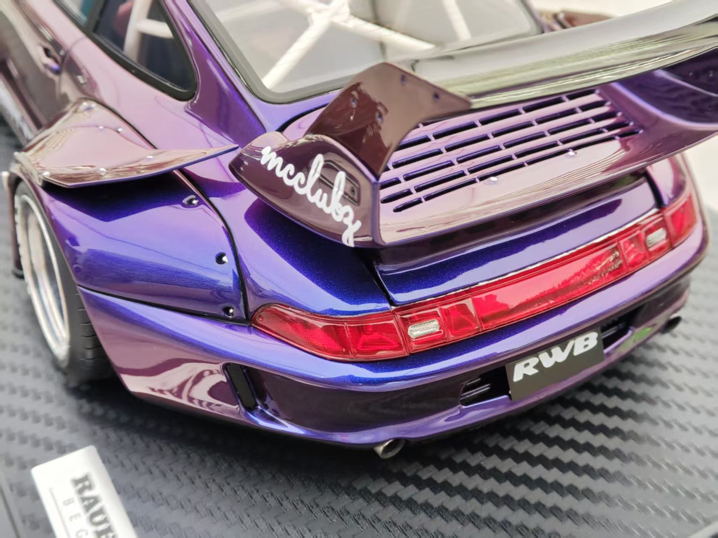 IG 1/18 Porsche RWB 993 Purple Limited Edition Car Model IG3739