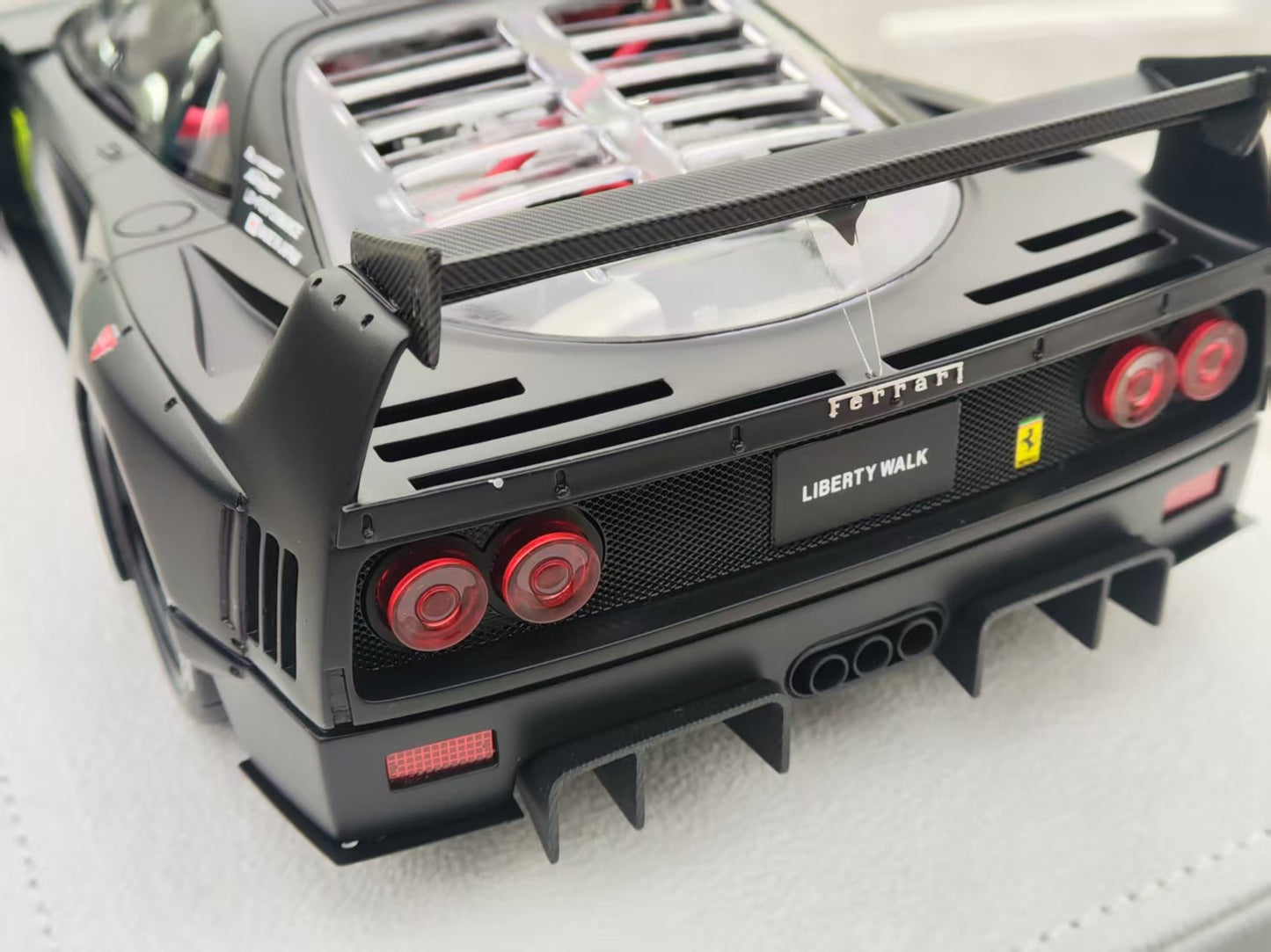 BBA MODEL 1/18 Ferrari F40 LBWK Widebody Modified Version Monster Paint Car Model BBA024