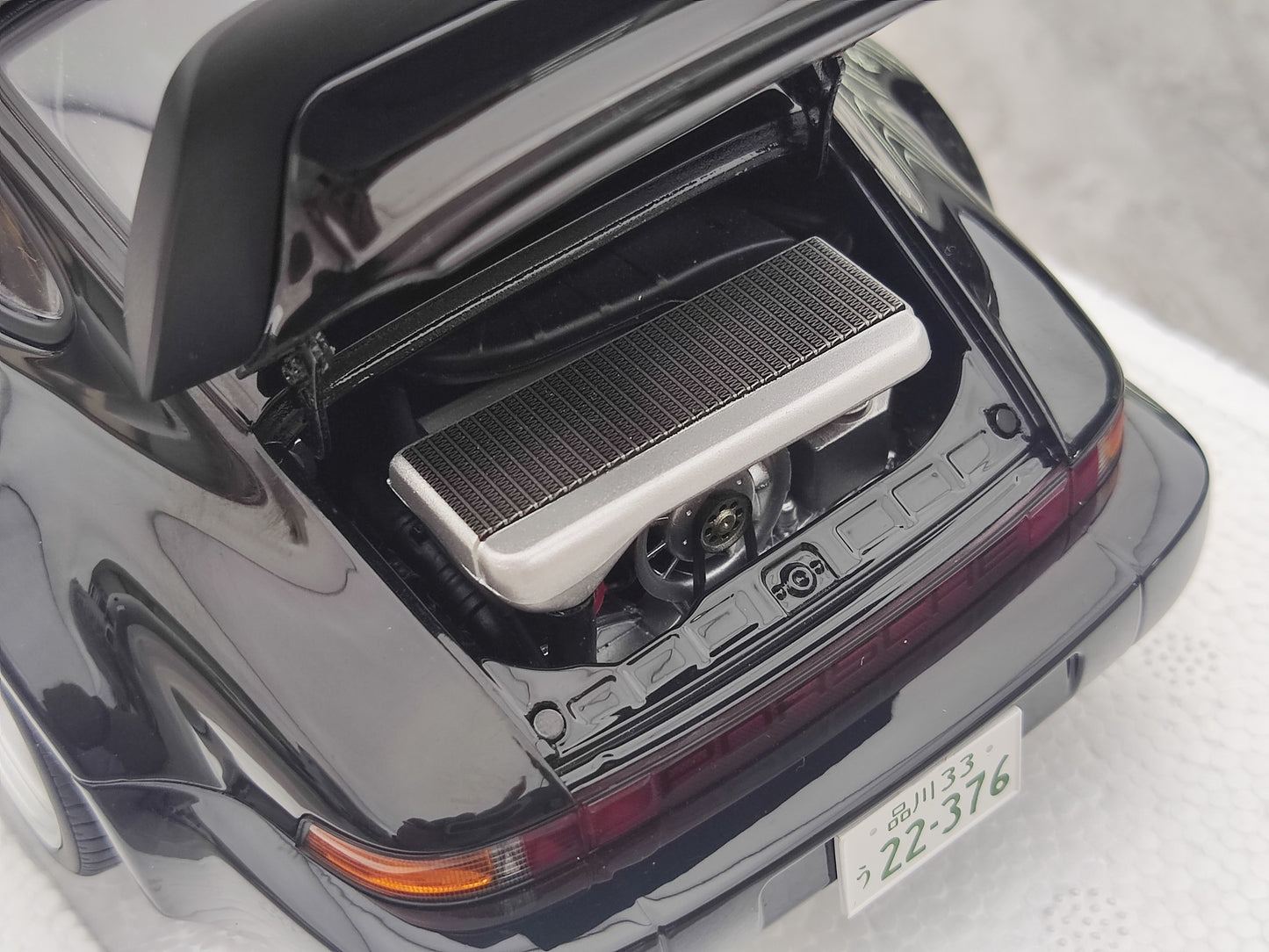 AUTO Art 1/18 Porsche 930 Turbo (BlackBird) Black 78158
