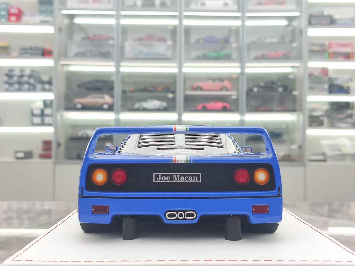 GL 1/18 Ferrari F40 Blue Model Car JS-GL014
