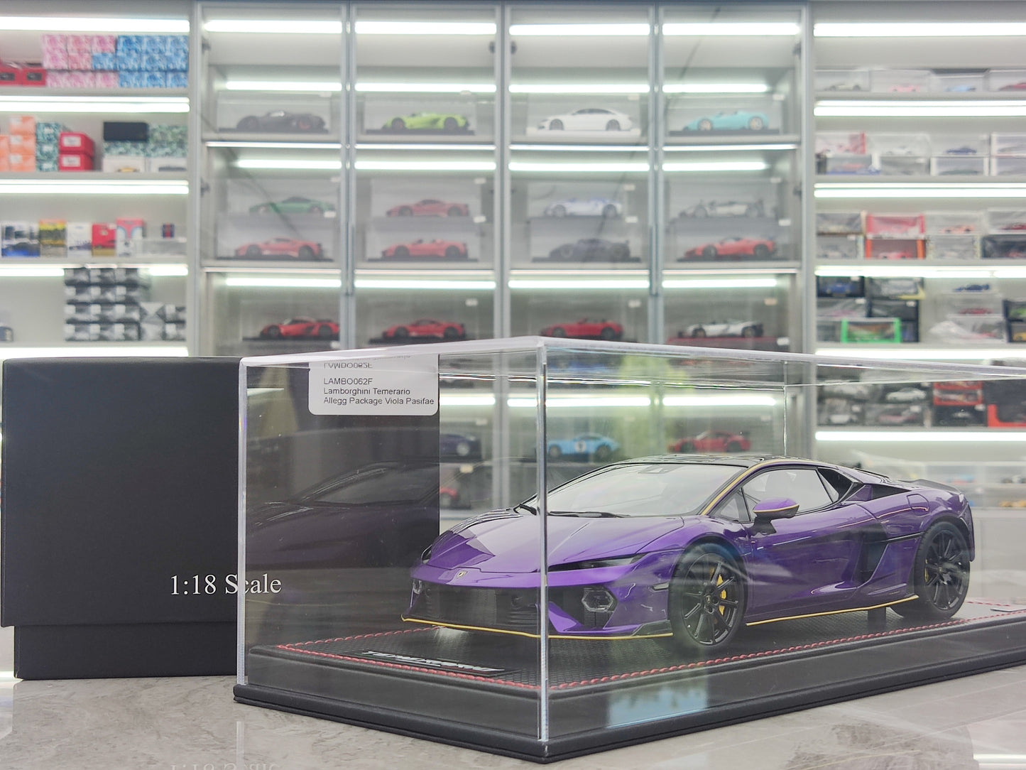 MR 1/18 Lamborghini New Huracan Temerario AP Package Edition Parrot Purple LAMBO062F
