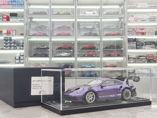 VIP 1/18 Porsche 911 GT3RS-Manthey Racing modified version resin model