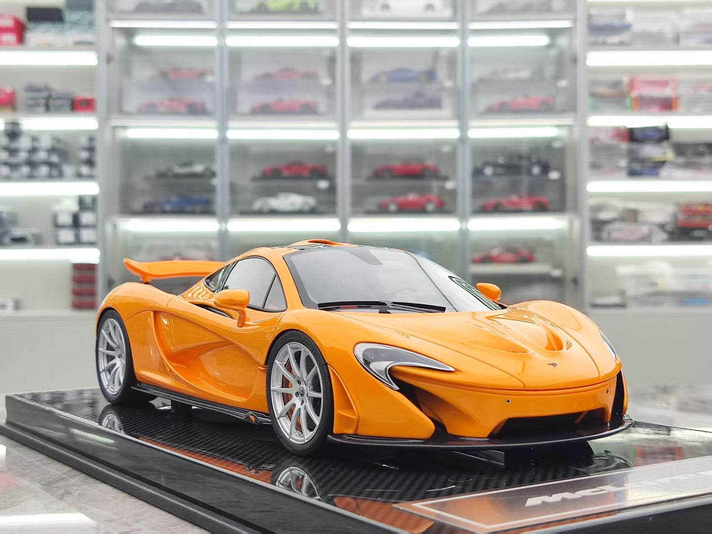 DM 1/18 McLaren P1 Orange Silver Wheel Custom Edition MP999B