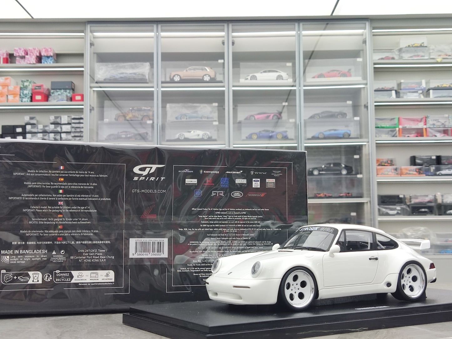 GT Spirit 1/18 Porsche Strosek Giga White GT525