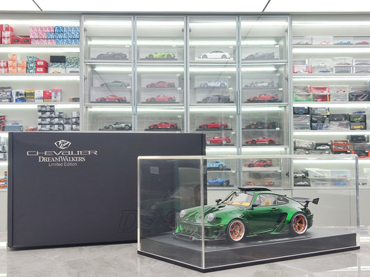 Dreamwalkers 1/18 Porsche CHEVALIER D995 Green Simulated Car Model C-D995-EV01