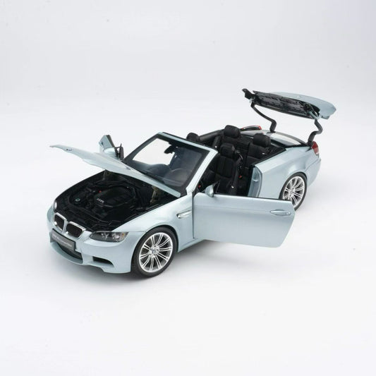 Kyosho 1:18 BMW M3 Converse (E93M) - Pre-order available in four colors, alloy alloy, fully open.