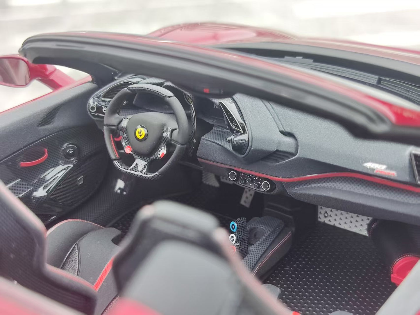 Dino Model 1/18 Ferrari 488 Pista Spider, carbon fiber chassis, customized, custom color, resin car model, FPC998B