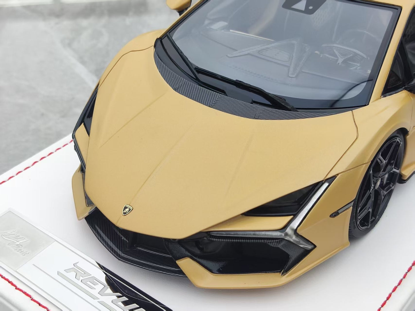 IVY 1/18 Lamborghini Revuelto Matt Gold IVY230